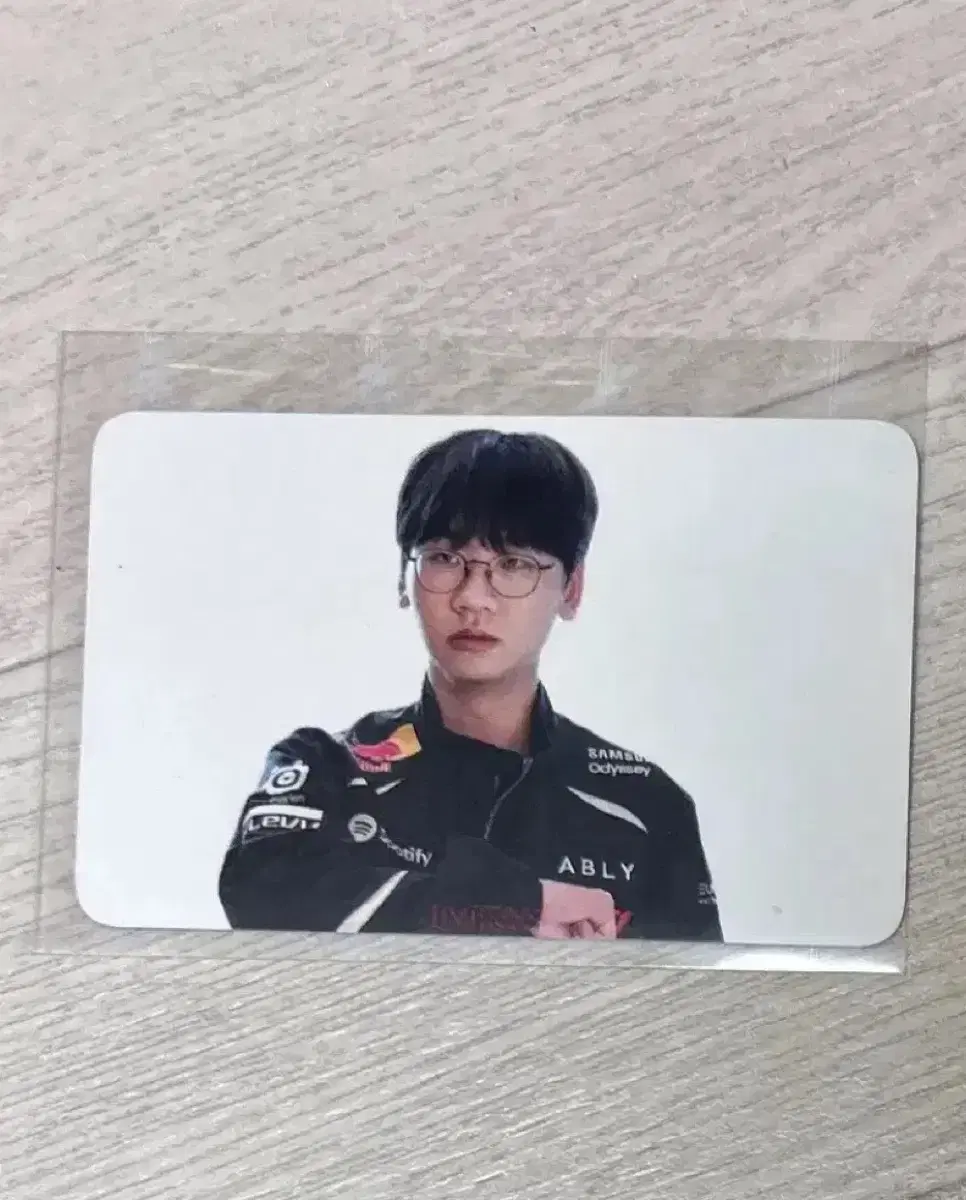 thumbnail-0